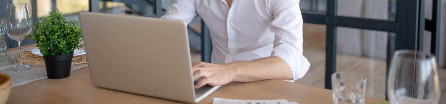 Become-a-guest-blogger-1